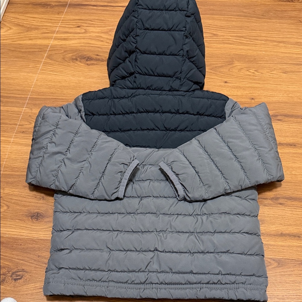Columbia Kids Two-Tone Hooded Puffer Jacket - Black & Gray - Picture 4 of 4